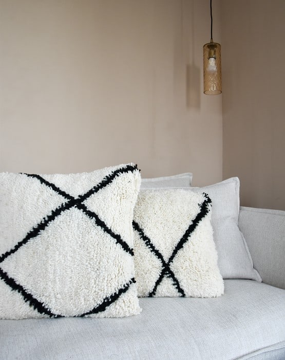 Beni Ouarain cushion – Fluffy – Square